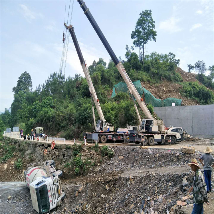 迪庆迪庆24小时应急道路救援吊装吊装现场实拍